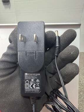UE Switching Power Adaptor UES18LCP-120150SPA 12V 1.5A